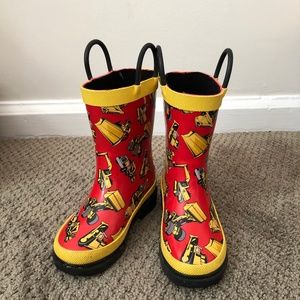 Lily & Dan boy rain boots Size 7/8
